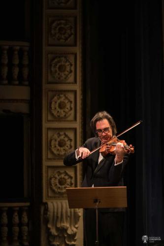 LEONIDAS KAVAKOS, violín ENRICO PACE, piano